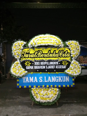 Papan Bunga Duka di Kertamekar