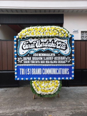 Papan Bunga Duka di Kertamekar